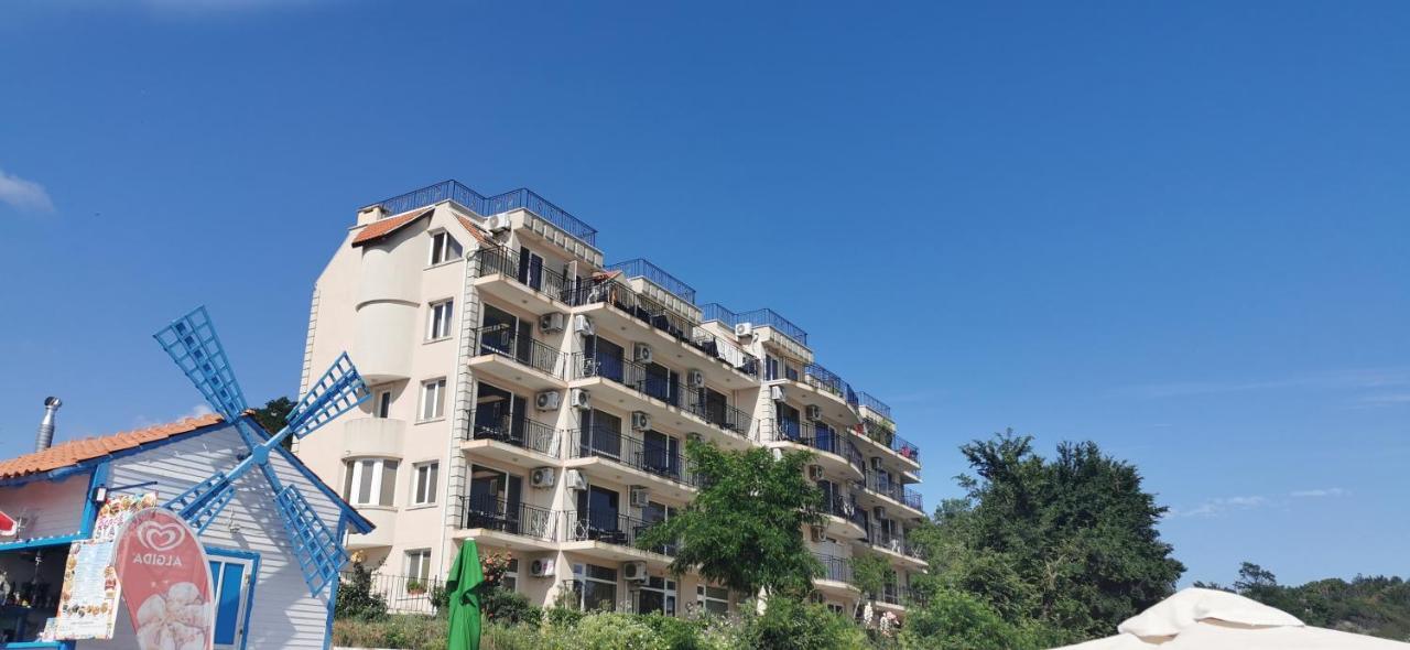 Villa Lazuren Bryag Černomorec Exteriér fotografie