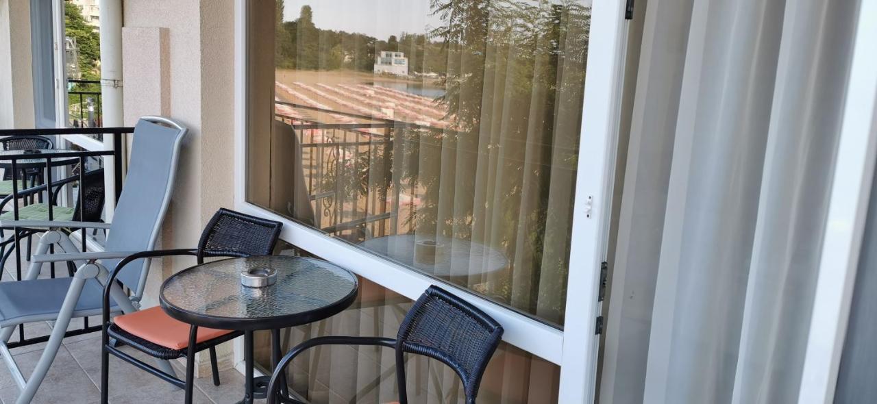 Villa Lazuren Bryag Černomorec Exteriér fotografie
